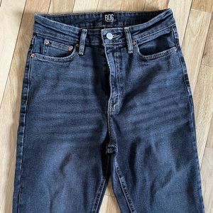 UO BDG Grey Girlfriend High Rise Jeans - Size 28